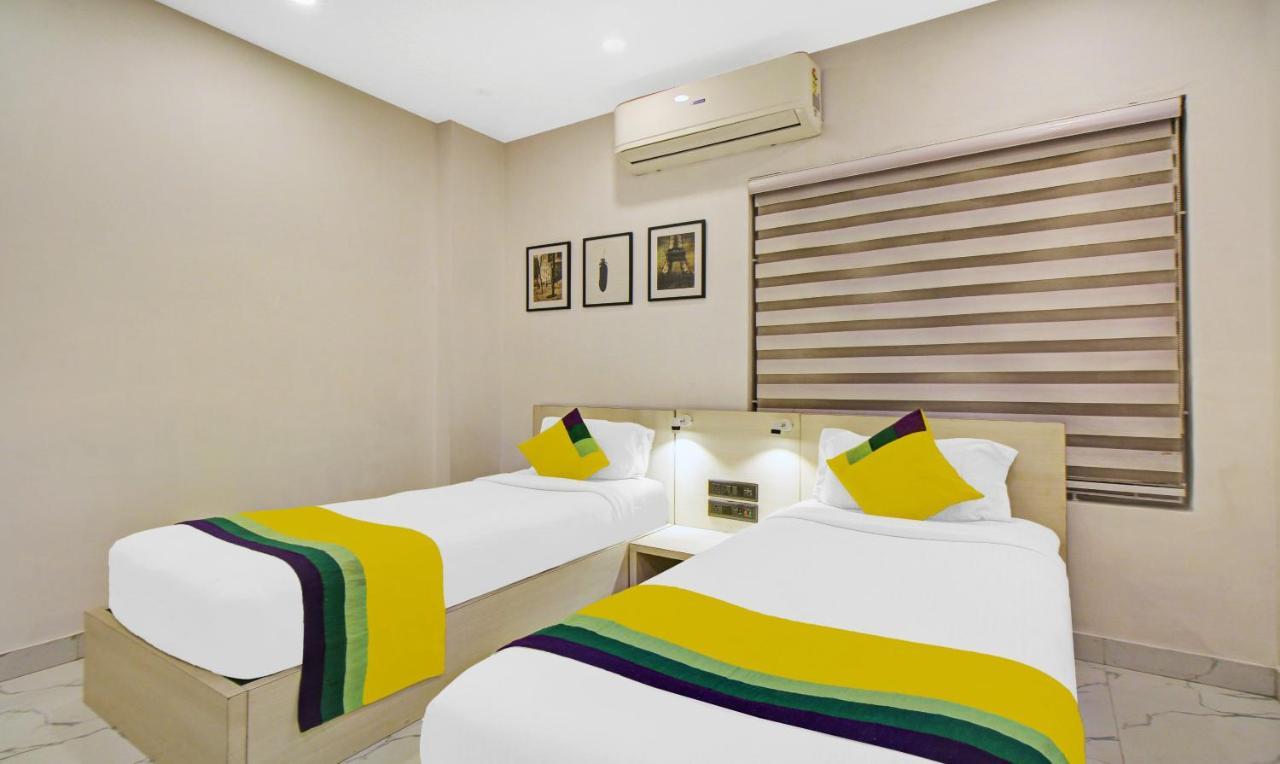 Itsy Hotels Transit Express Kalkutta Exterior foto