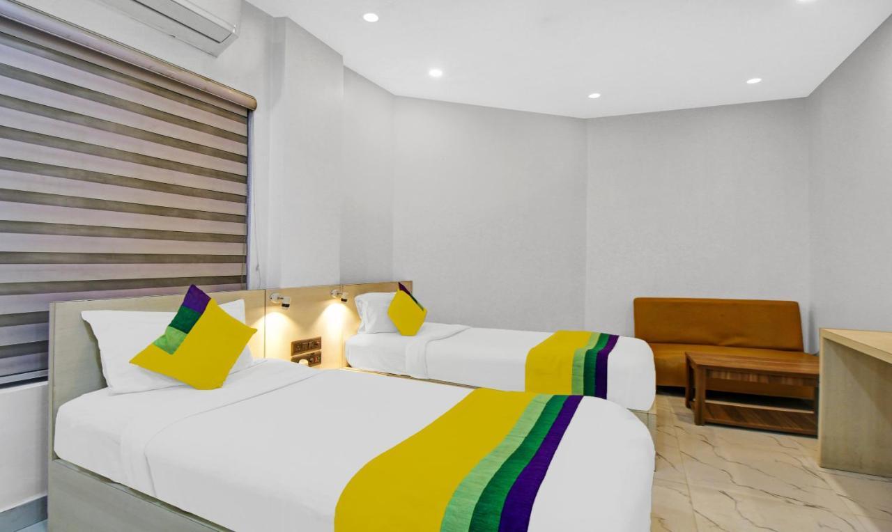 Itsy Hotels Transit Express Kalkutta Exterior foto