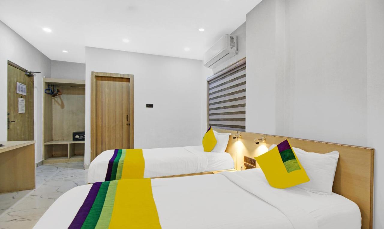Itsy Hotels Transit Express Kalkutta Exterior foto