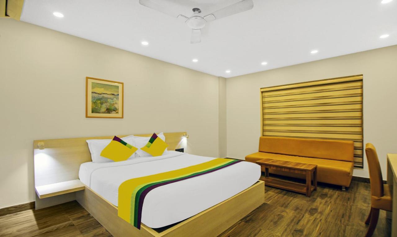 Itsy Hotels Transit Express Kalkutta Exterior foto