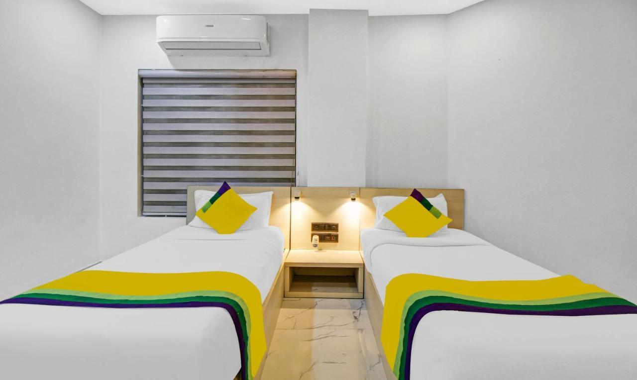 Itsy Hotels Transit Express Kalkutta Exterior foto